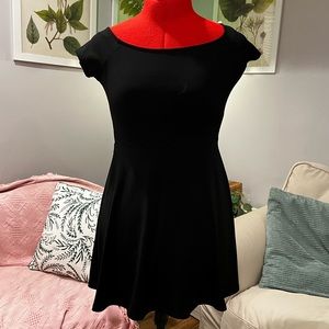 Kimchi Blue Little Black Dress Scoop Neck Cap Sleeves Small - Urban Outfitters